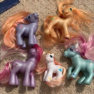 ponies